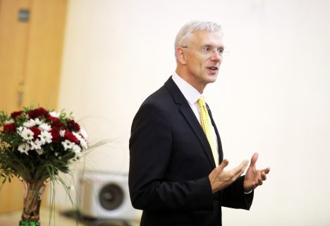 Baltic news,News from Latvia,BNN.LV,BNN-NEWS.COM,BNN-NEWS.RU, Кришьянис Кариньш, Вентспилсский свободный порт, санкции, США, Ventas Osta