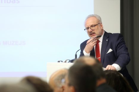 Айварс Лембергс, санкции США, Эгилс Левитс