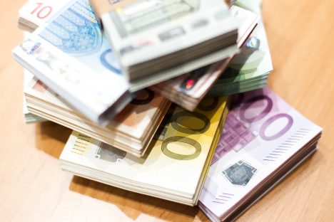ABLV Bank, Андрис Овсянниковс, Андрис Путниньш, служебный подлог, БПБК, обыск, Manat, отмывание денег, полиция, суд