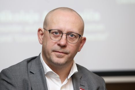 ЦСУ, Министерство экономики, Эрикс Эглитис, Latvenergo, Павел Ребенок, Ральф Немиро