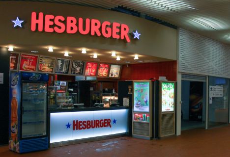 быстрое питание, Hesburger, Эстония, языковая инспекция