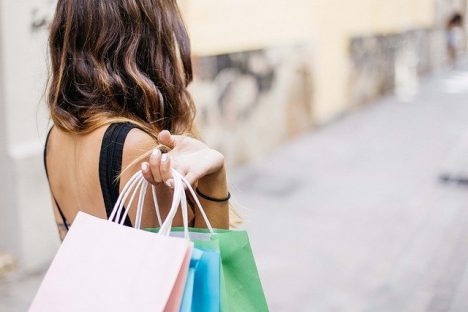 Министерство финансов, розничная торговля, продажи, оборот, расходы, траты