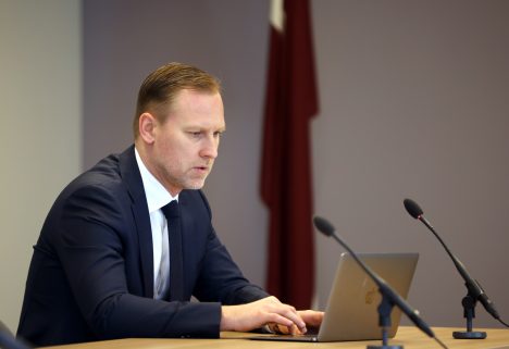 Алдис Гобземс, Анете Бергмане, очернение, Кристапс Бункус, Мартиньш Бункус, суд, оскорбление