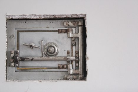 Мартиньш Бункус, убийство, сейф, администратор неплатежеспособности