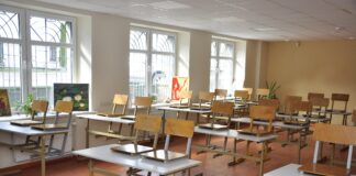 Covid-19, ограничения, пандемия, маски, школы, учителя, правительство