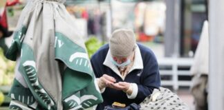 бесплатные маски, Covid-19, малообеспеченные, нуждающиеся
