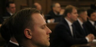 Алдис Гобземс, оскорбление чести и достоинства, Мартиньш Бункус, депутат, администратор неплатежеспособности, репутация