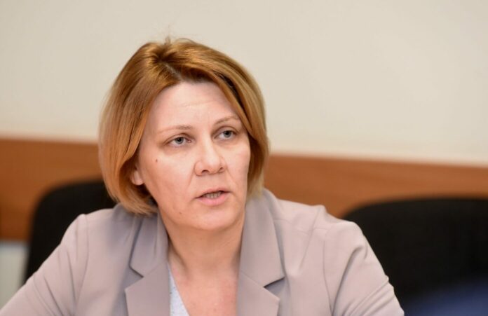 Дайна Мурмане-Умбрашко, Свенс Хенкузенс, Государственное агентство лекарств, Министерство здравоохранения, проверки, нарушения
