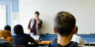 зарплаты учителей, школы, педагоги, модель зарплат педагогов