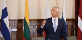 Кришьянис Кариньш, Янис Витенбергс, фракция KPV LV, министр экономики