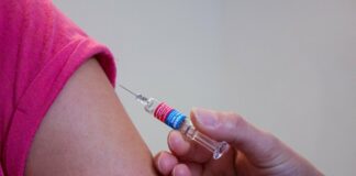 сколько привилось, вакцинация, Балтия, Прибалтика, пандемия, коронавирус