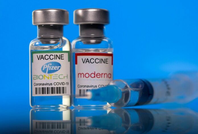 вакцина Moderna, вакцина Pfizer/BioNTech, миокардит, перикардит, побочные явления