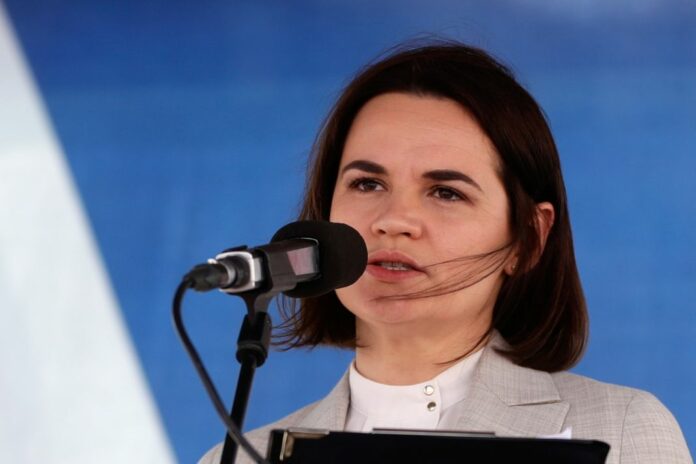 Светлана Тихановская, экстрадиция, Гитанас Науседа, вакцинация, законопроект, ЛГБТ, партнерские отношения, банковские платежи, санкции, налоги на автомобили